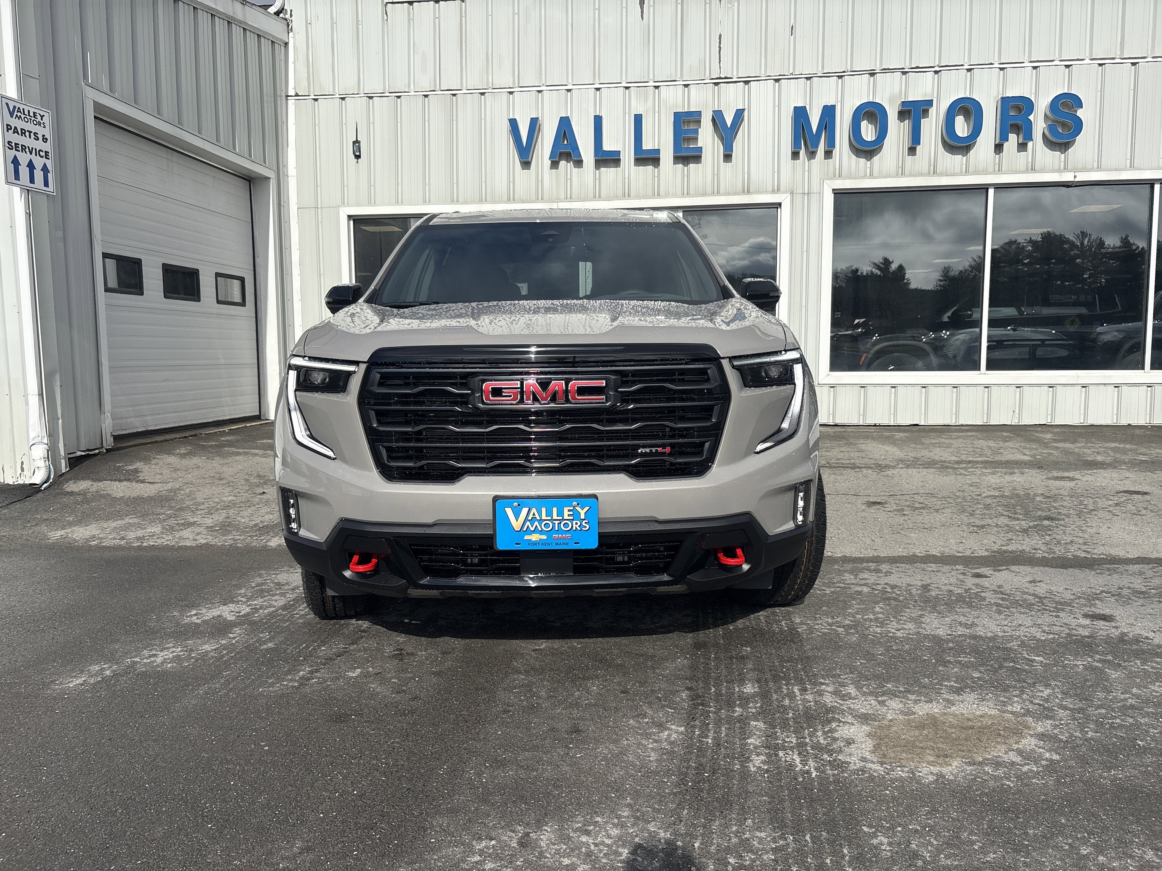 2026 GMC Acadia AT4