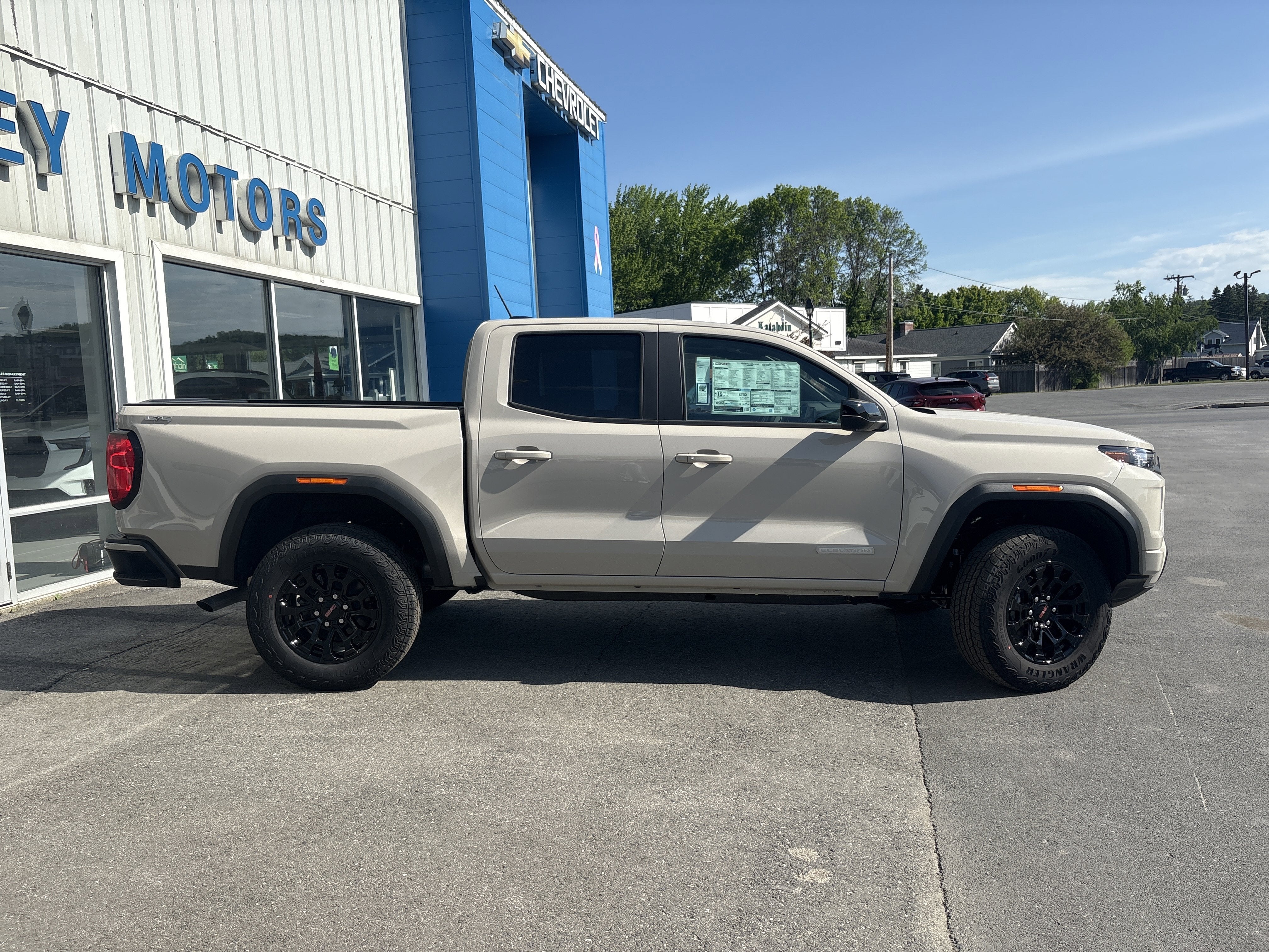 2026 GMC Canyon Elevation