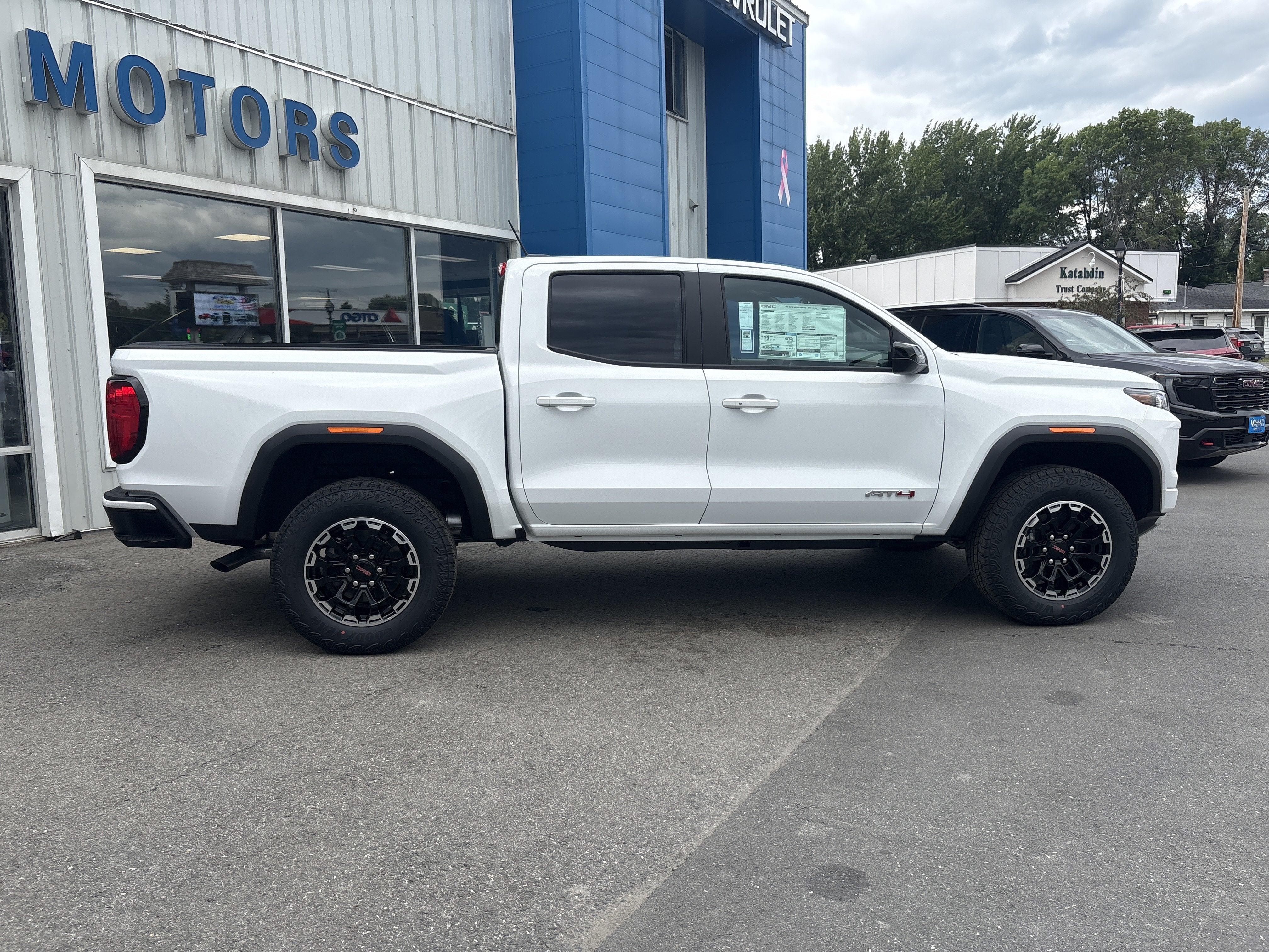 2026 GMC Canyon AT4