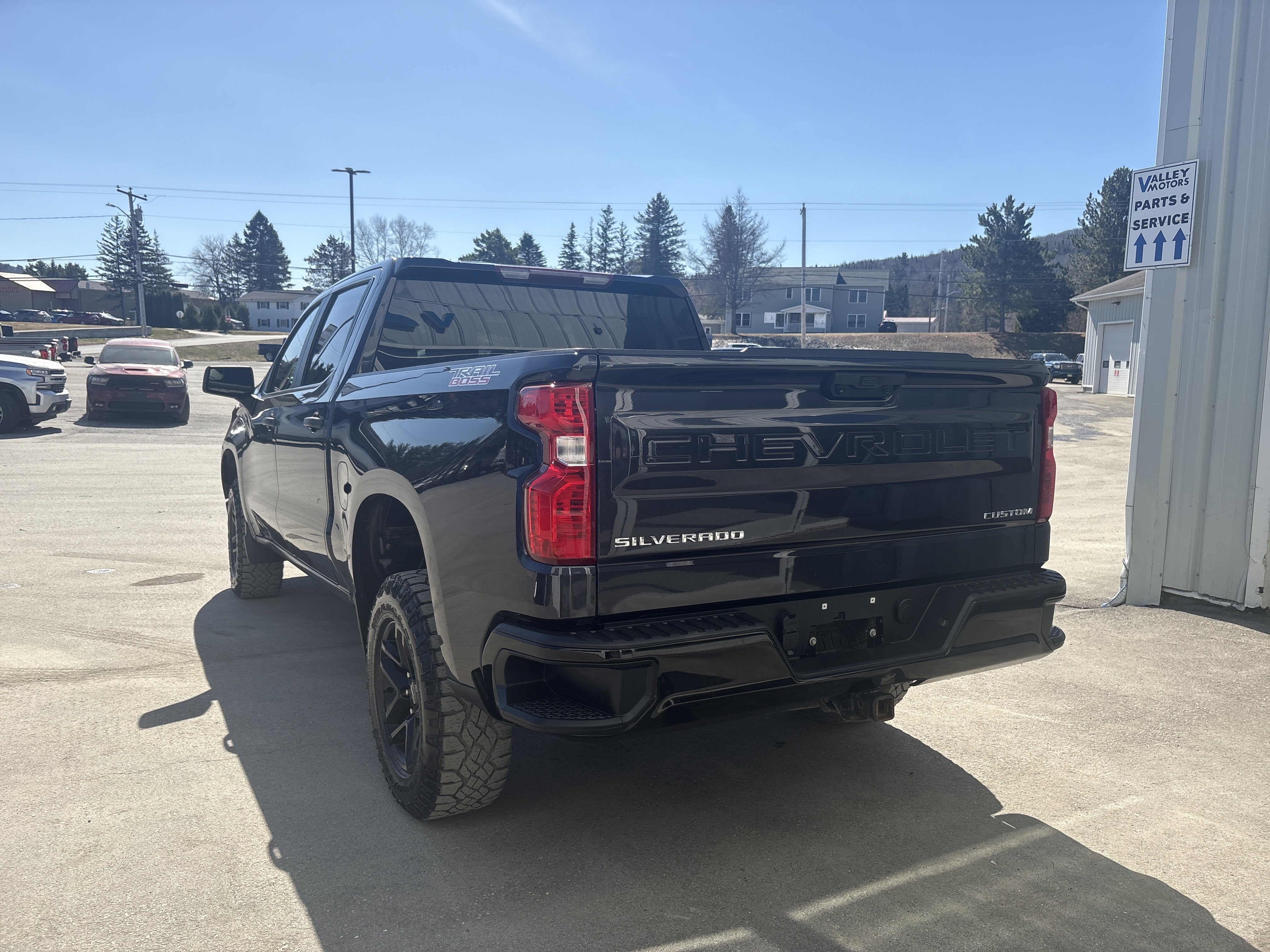 2022 Chevrolet Silverado 1500 Custom Trail Boss