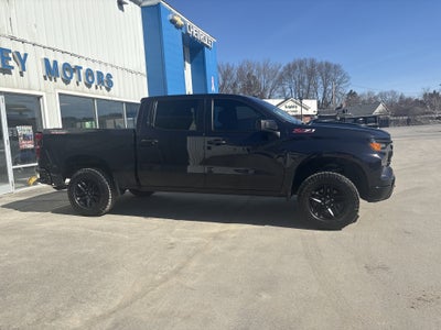 2022 Chevrolet Silverado 1500 Custom Trail Boss
